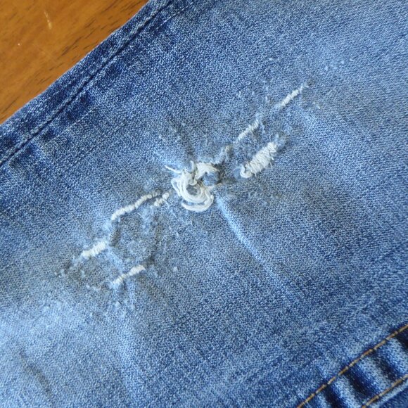 Blue Religion Light Blue Low Rise Boot Legs Yellow Button Flap Pockets Jeans 28 - Picture 13 of 15